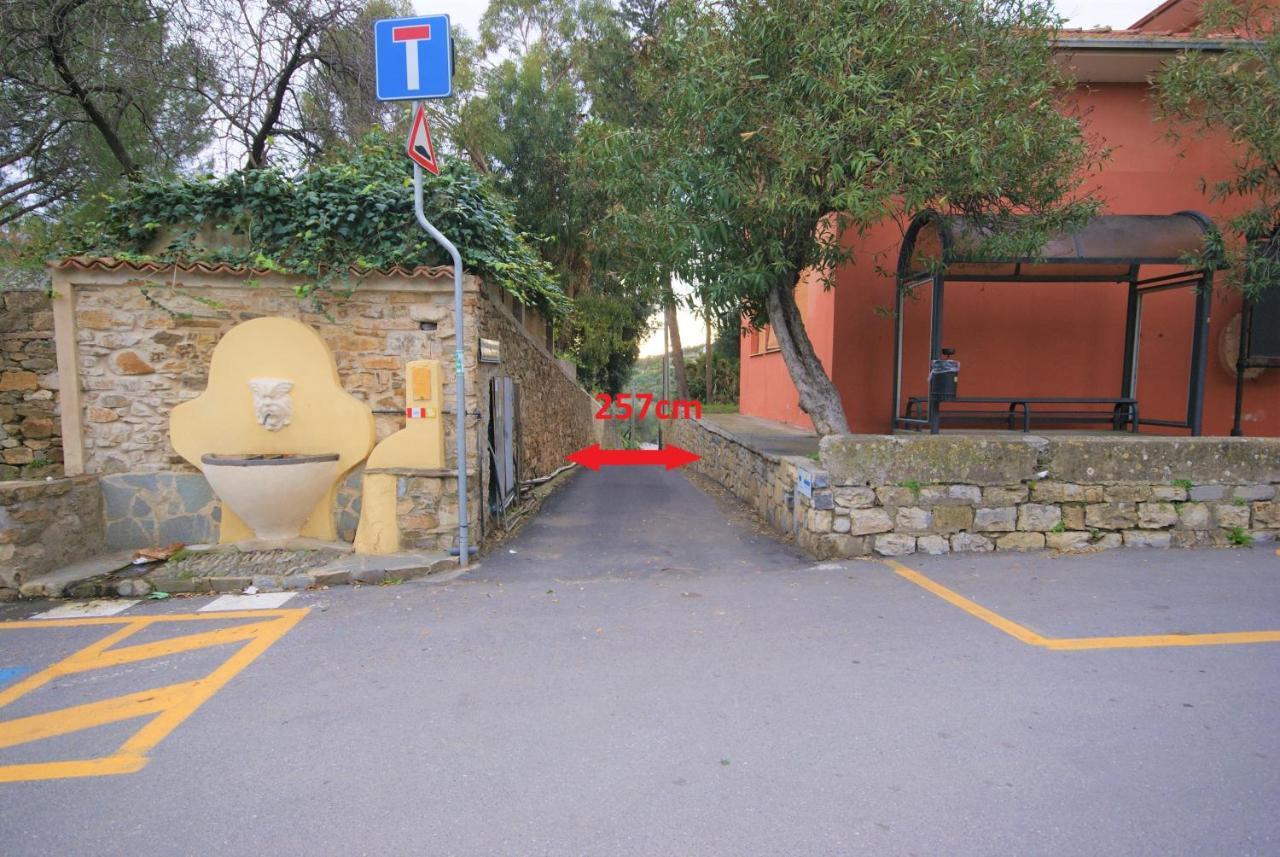 Villa Casa Ele Imperia Esterno foto